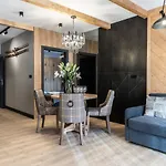 Szymaszkowa 7 Luksusowe Apartamenty, Z Widokiem Na Giewont - Sauna, Parking W Cenie - Blisko Stoku Narciarskiego!