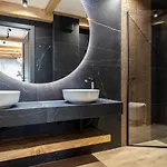 Szymaszkowa 7 Luksusowe Apartamenty, Z Widokiem Na Giewont - Sauna, Parking W Cenie - Blisko Stoku Narciarskiego! شقة *