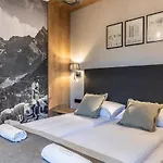Szymaszkowa 7 Luksusowe Apartamenty, Z Widokiem Na Giewont - Sauna, Parking W Cenie - Blisko Stoku Narciarskiego! Zakopane