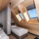 Lejlighed Szymaszkowa 7 Luksusowe Apartamenty, Z Widokiem Na Giewont - Sauna, Parking W Cenie - Blisko Stoku Narciarskiego! Zakopane