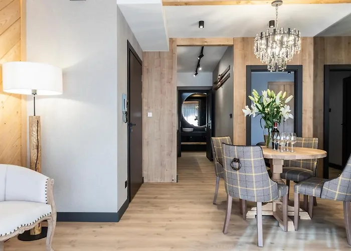 Daire Szymaszkowa 7 Luksusowe Apartamenty, Z Widokiem Na Giewont - Sauna, Parking W Cenie - Blisko Stoku Narciarskiego!