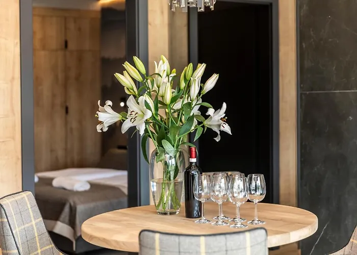 Daire Szymaszkowa 7 Luksusowe Apartamenty, Z Widokiem Na Giewont - Sauna, Parking W Cenie - Blisko Stoku Narciarskiego! Zakopane