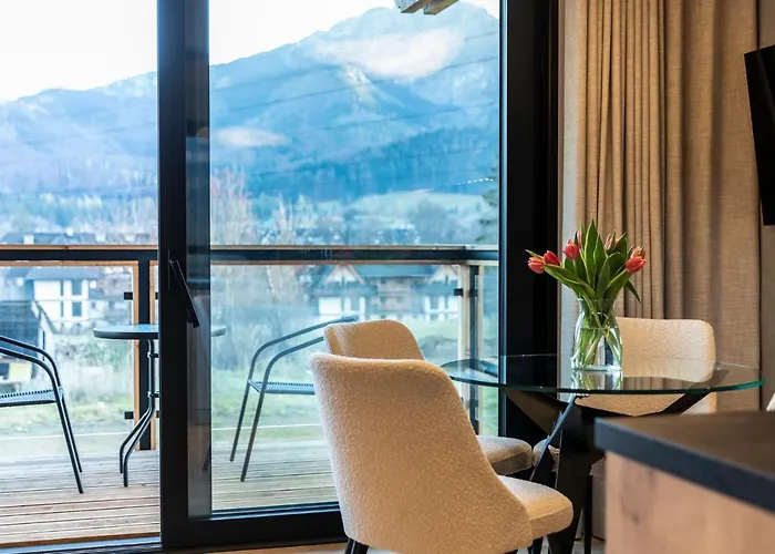 Daire Szymaszkowa 7 Luksusowe Apartamenty, Z Widokiem Na Giewont - Sauna, Parking W Cenie - Blisko Stoku Narciarskiego! Zakopane